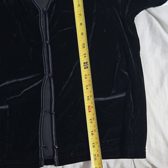 American Girl© Cardigan Junior L Black Velvety Shrug Sweater Dressy - Picture 13 of 13